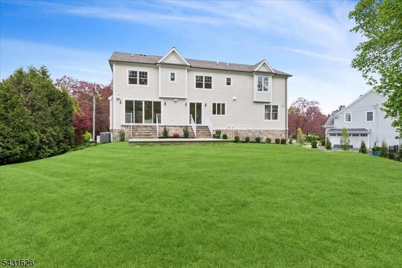34 Crestview Ave