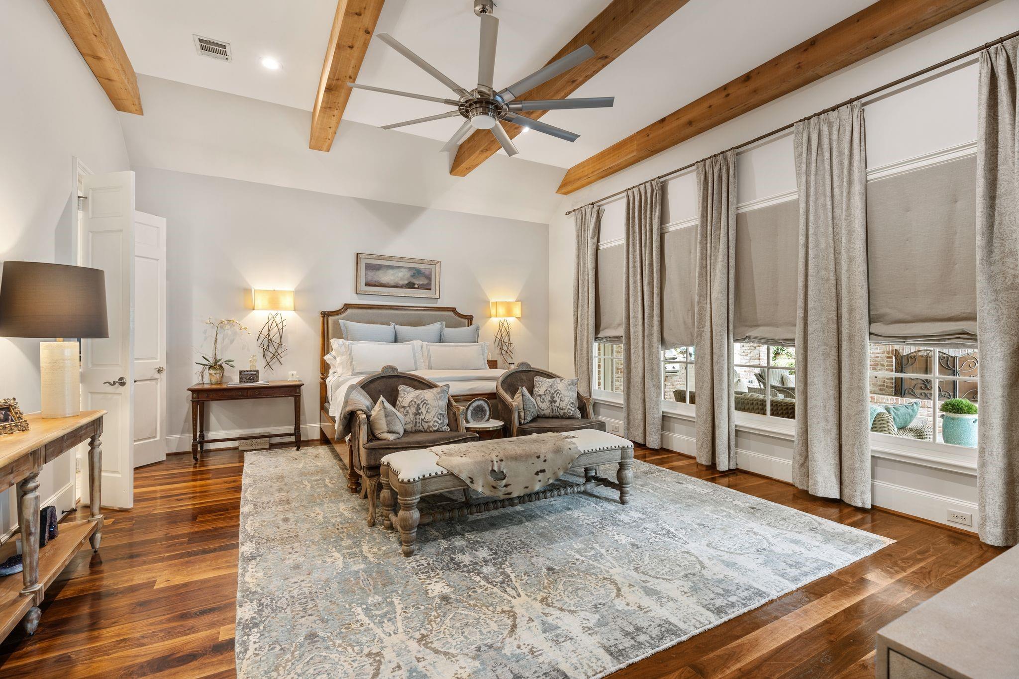 11910 Longleaf Lane