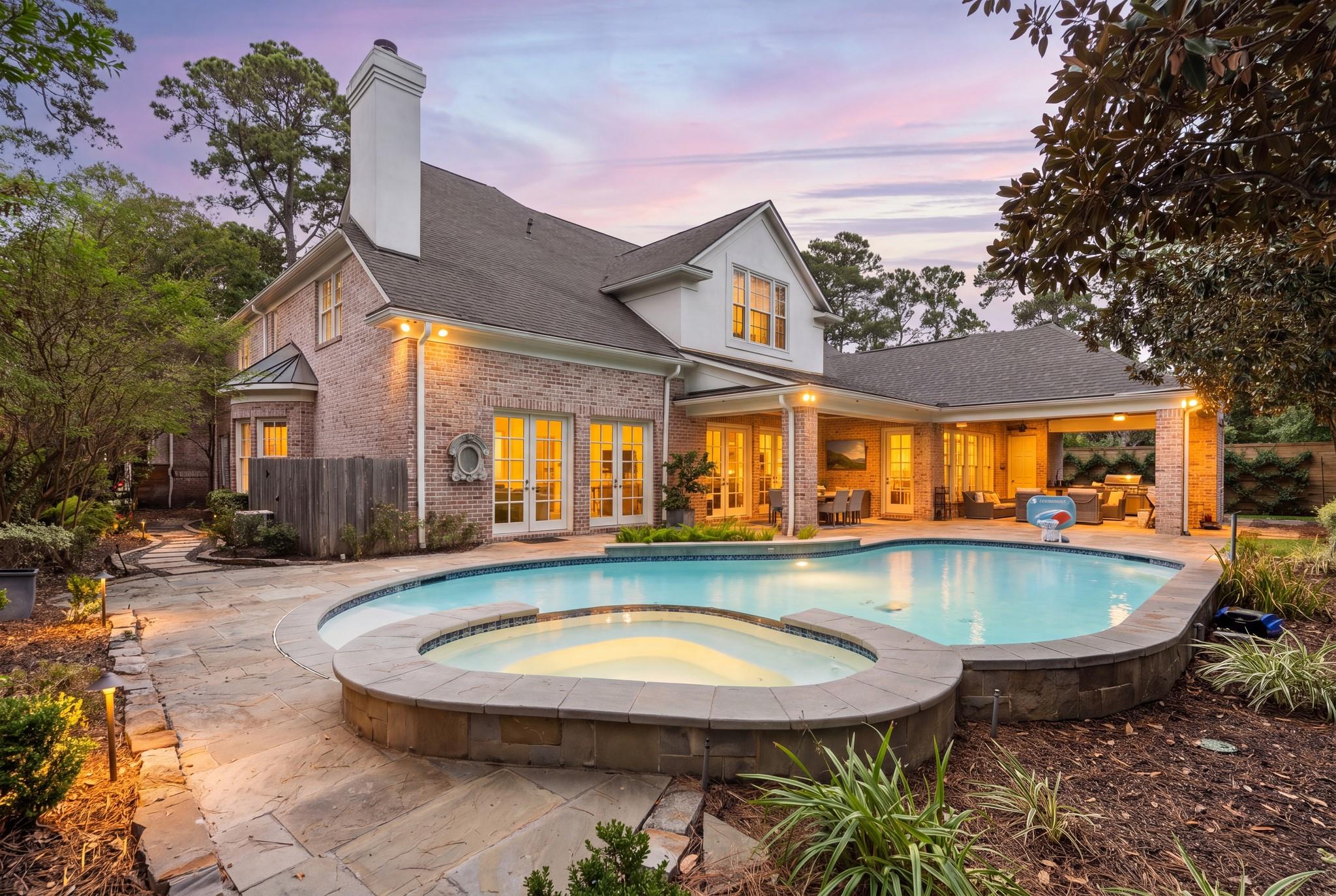 11910 Longleaf Lane