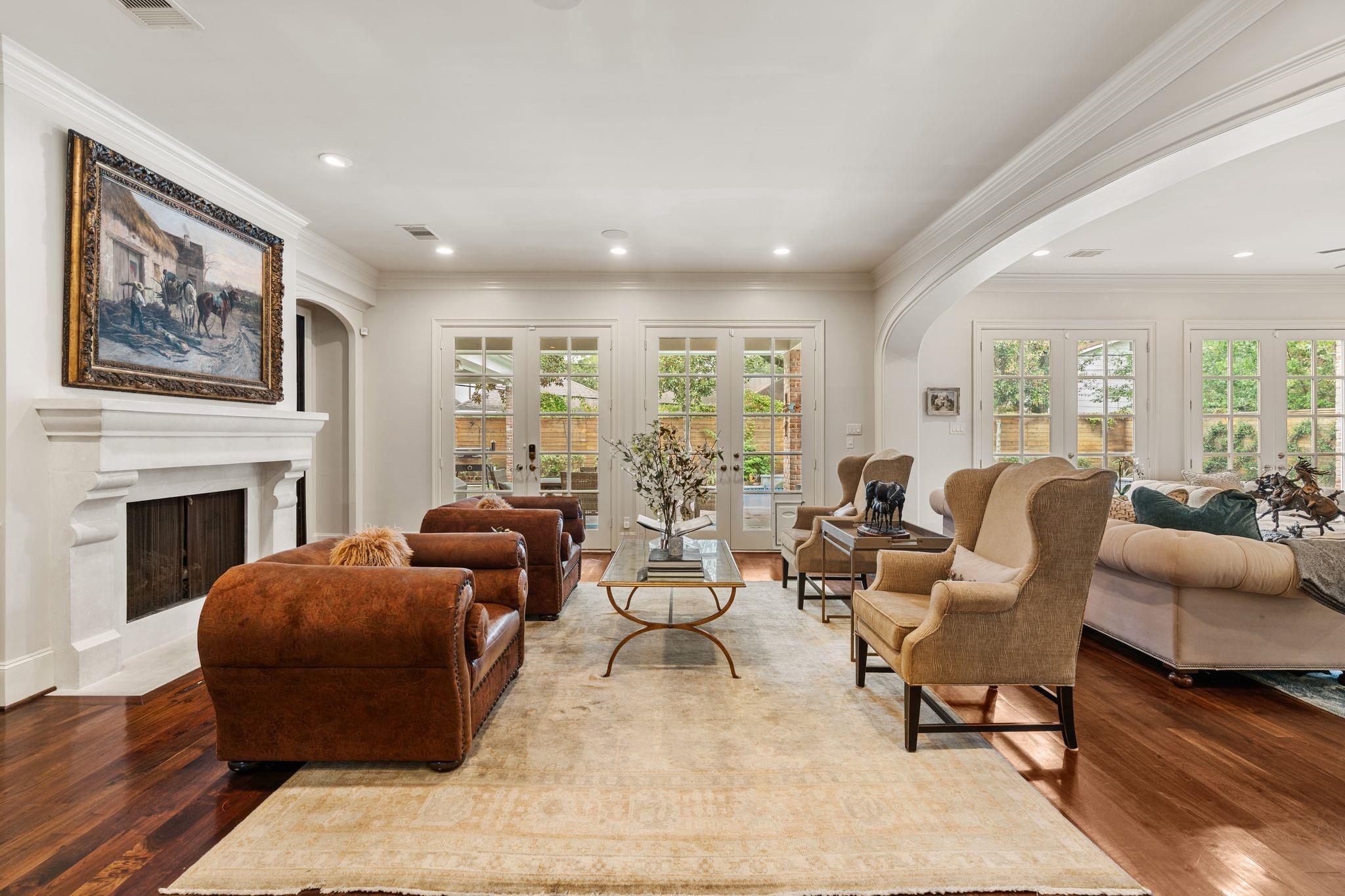 11910 Longleaf Lane