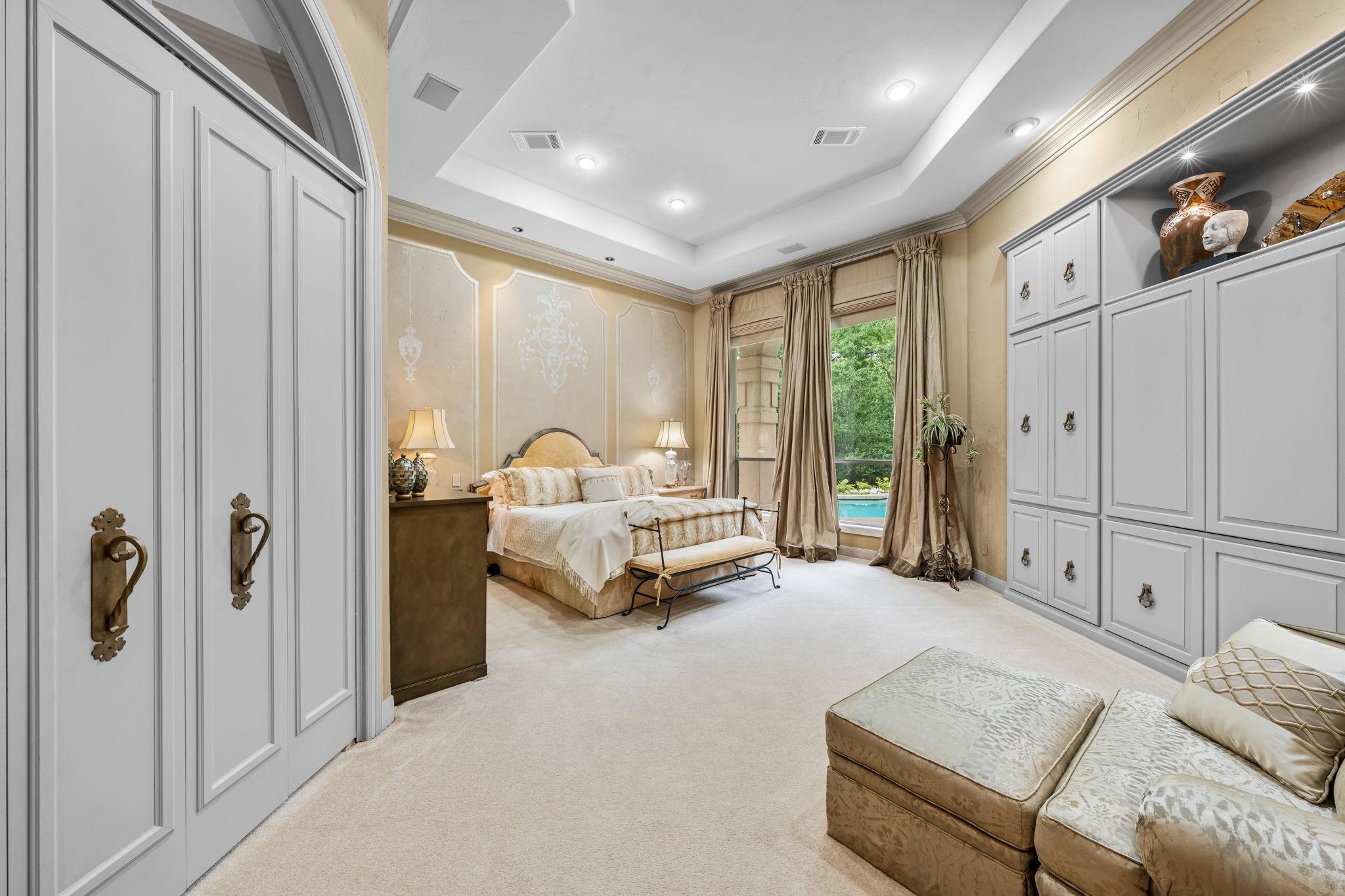 6 Mott Lane
