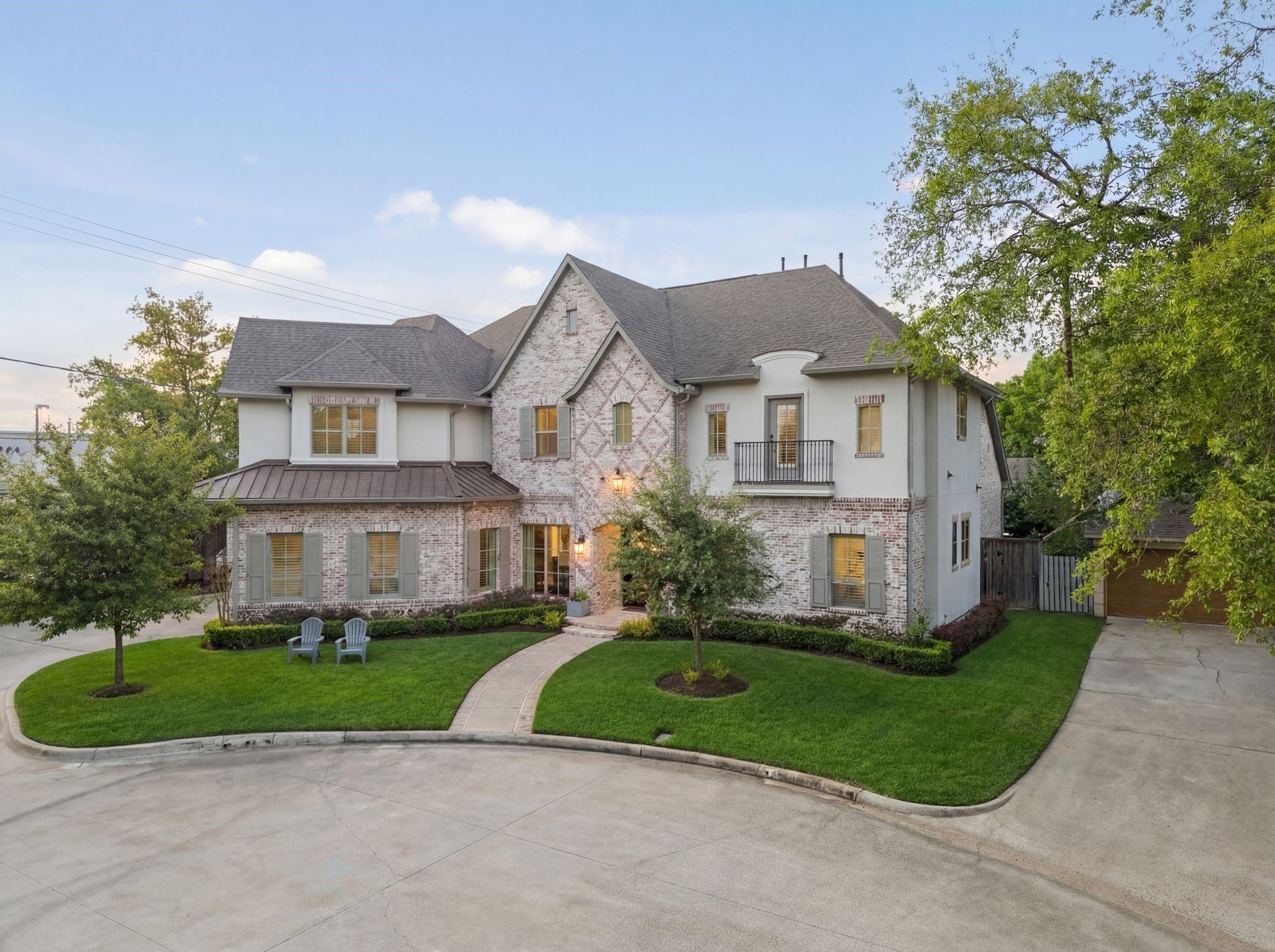 12730 Pebblebrook Drive