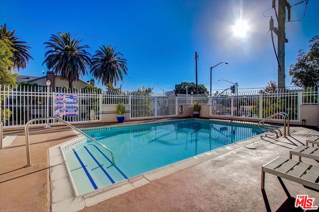 628 Daisy Avenue 328
