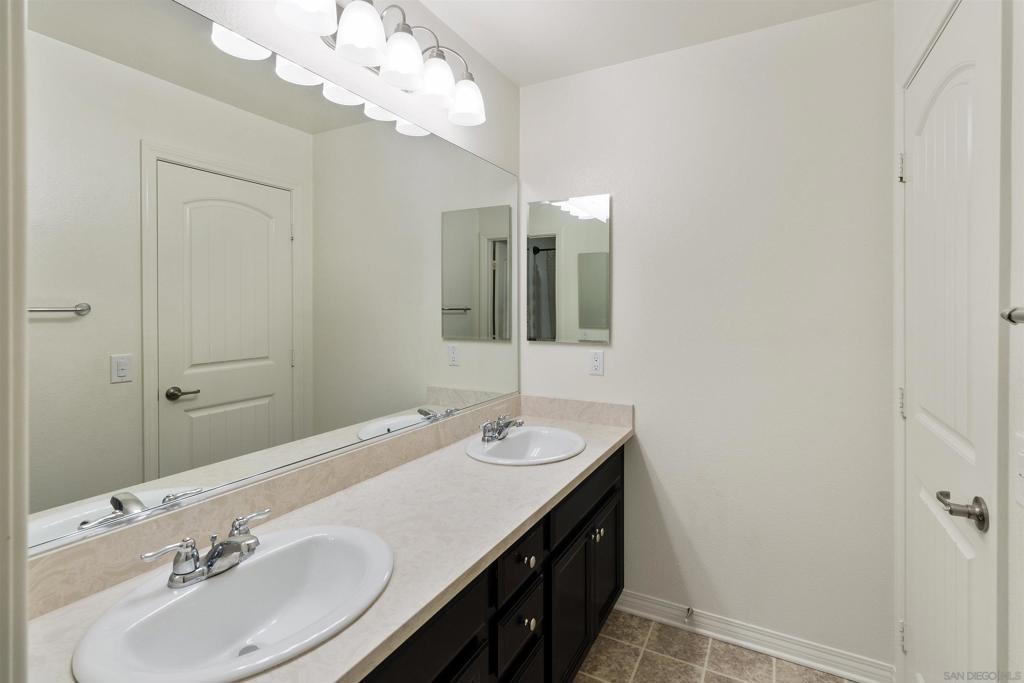 31584 Blossom Hill Ct