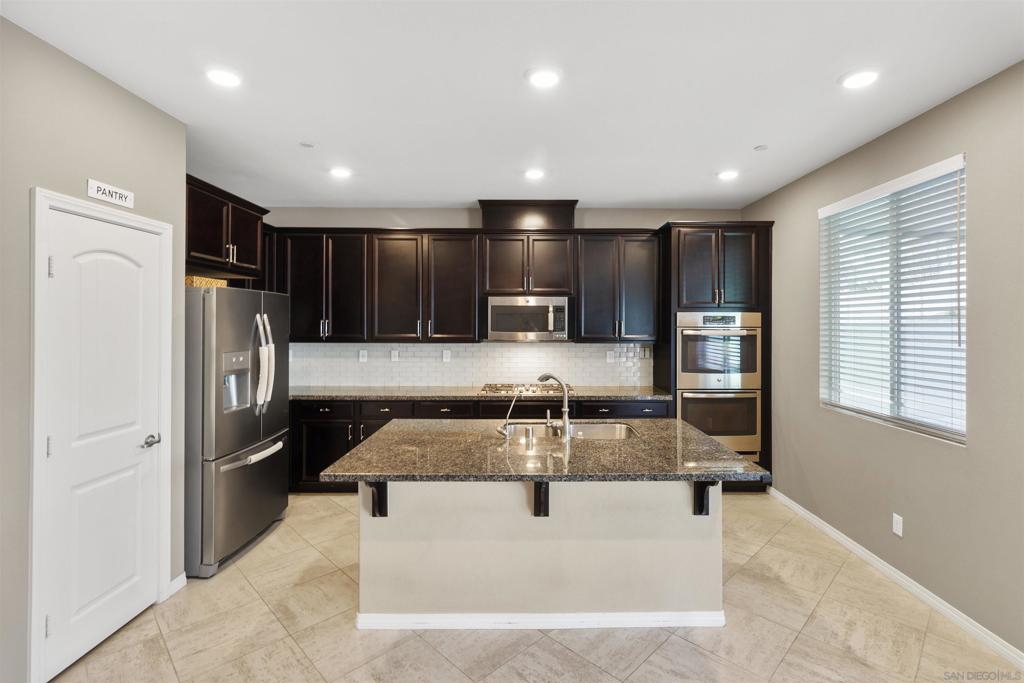 31584 Blossom Hill Ct