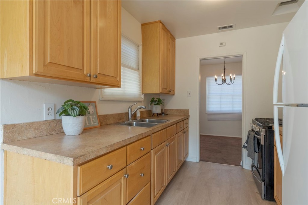 833 Courtland Drive