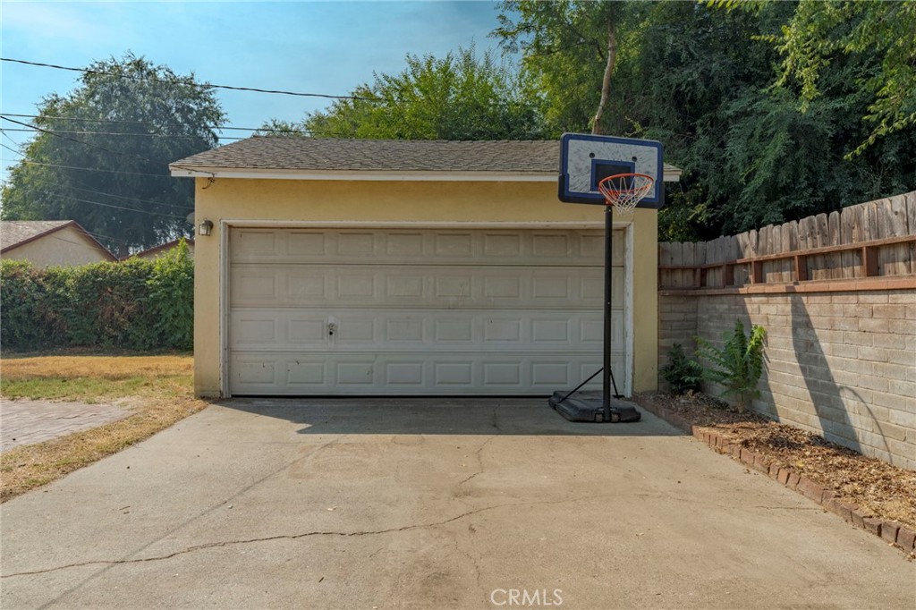 833 Courtland Drive