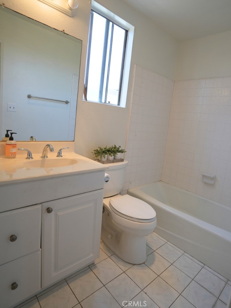 4811 W 133rd Street