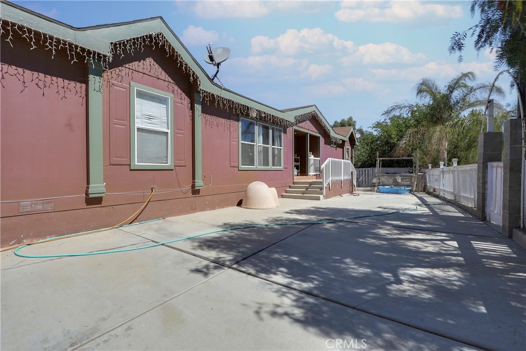 23165 Robles Lane