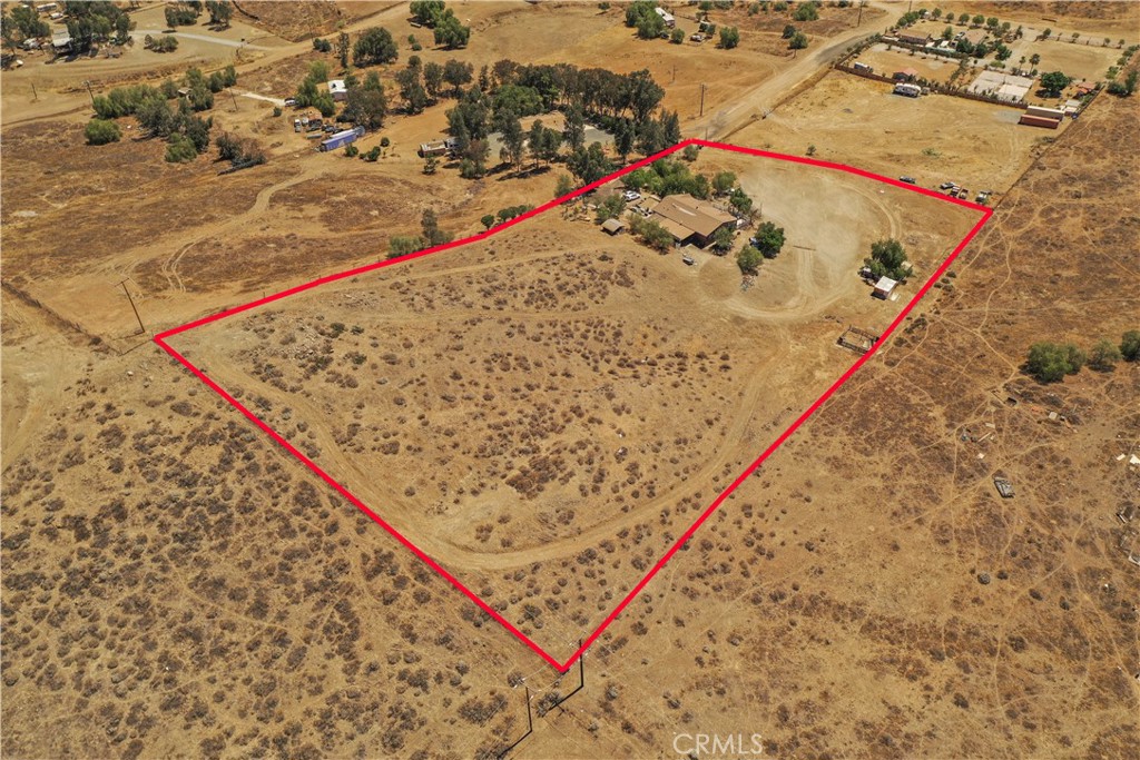 23165 Robles Lane