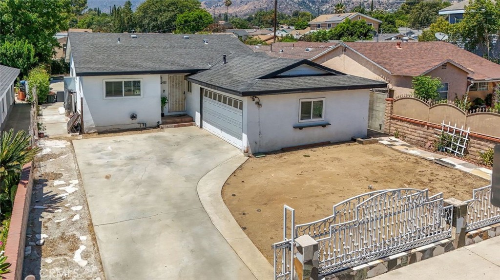 13451 Beaver Street
