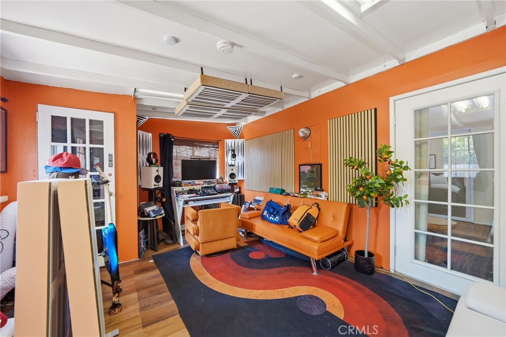 80 St W Arbor