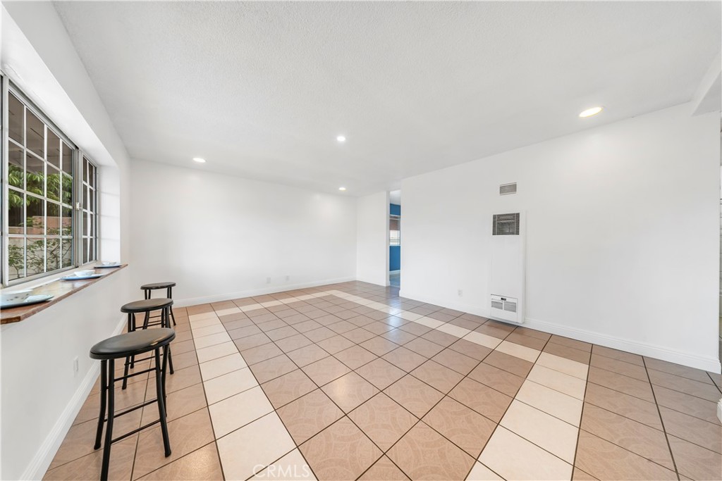 180 E 69th