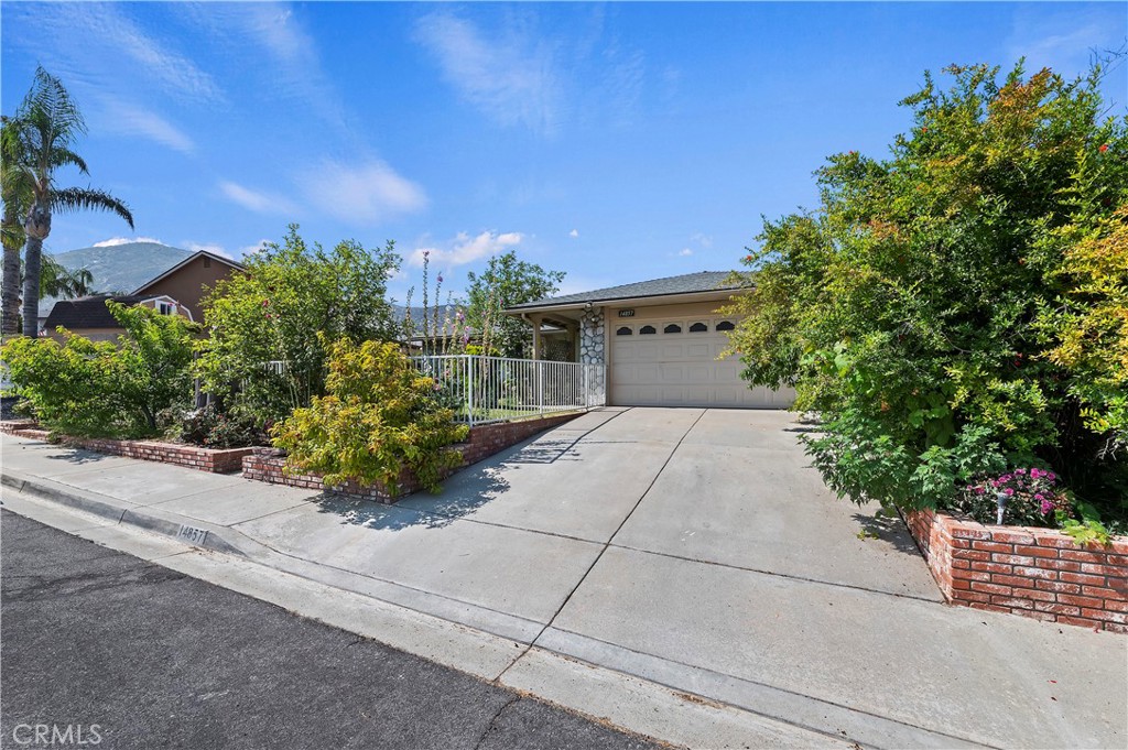 14857 Rockridge Lane
