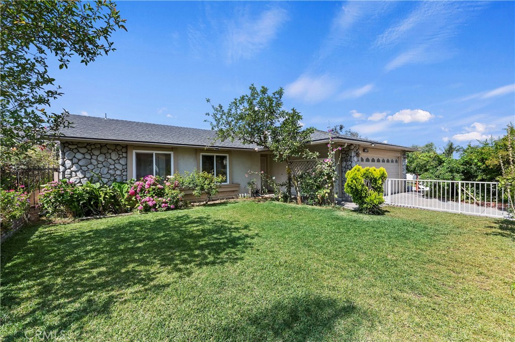 14857 Rockridge Lane
