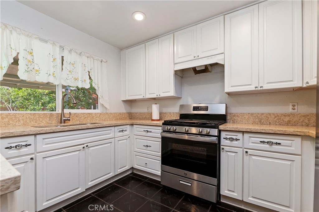 14857 Rockridge Lane