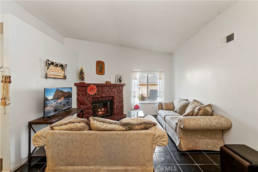 14857 Rockridge Lane