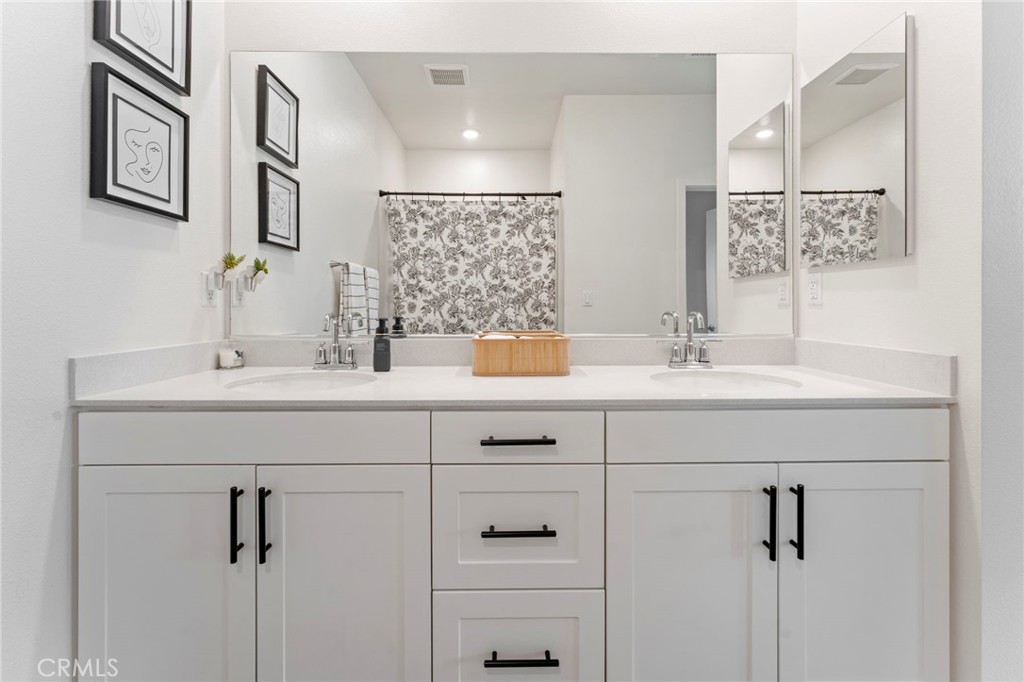 3560 E Peckham Paseo 6