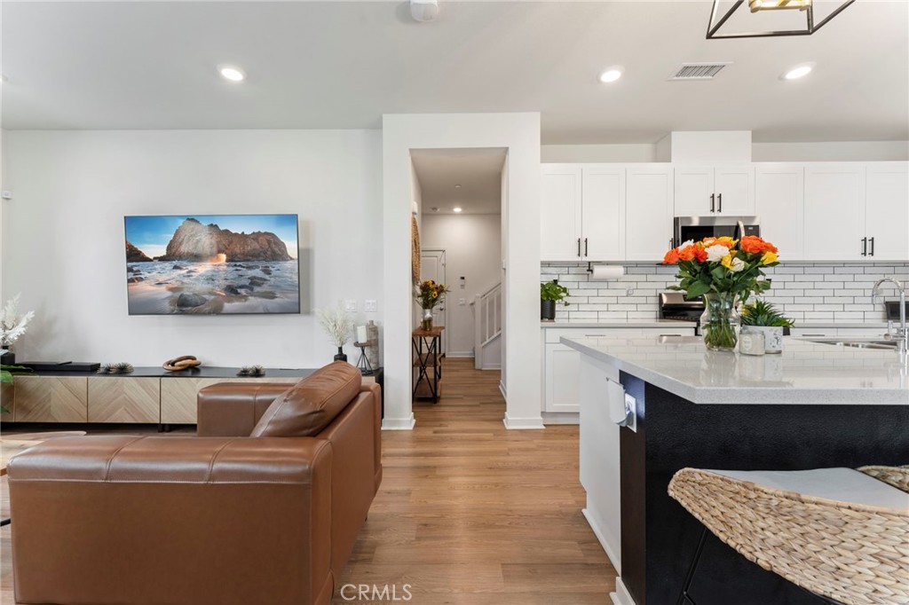 3560 E Peckham Paseo 6
