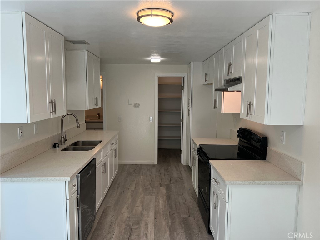 615 E Lugonia Avenue 4