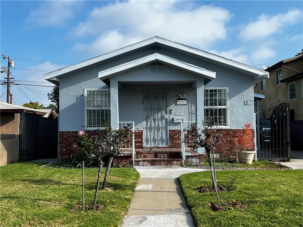 221 E 104th Street