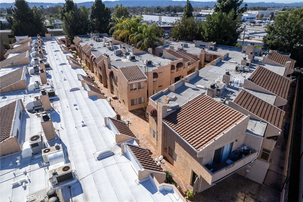 8020 Langdon Avenue 201