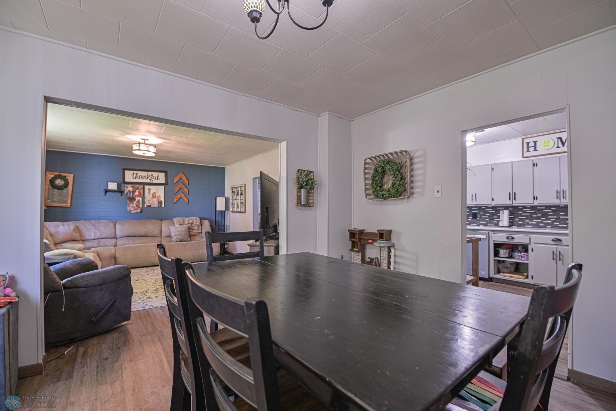 806 8th Street