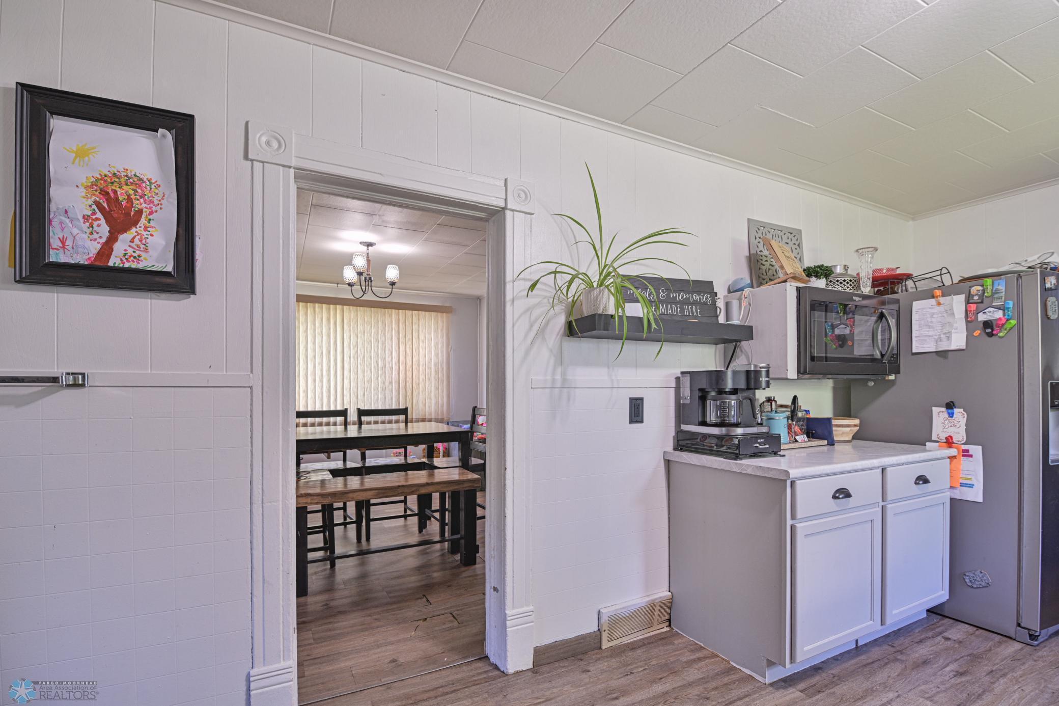 806 8th Street