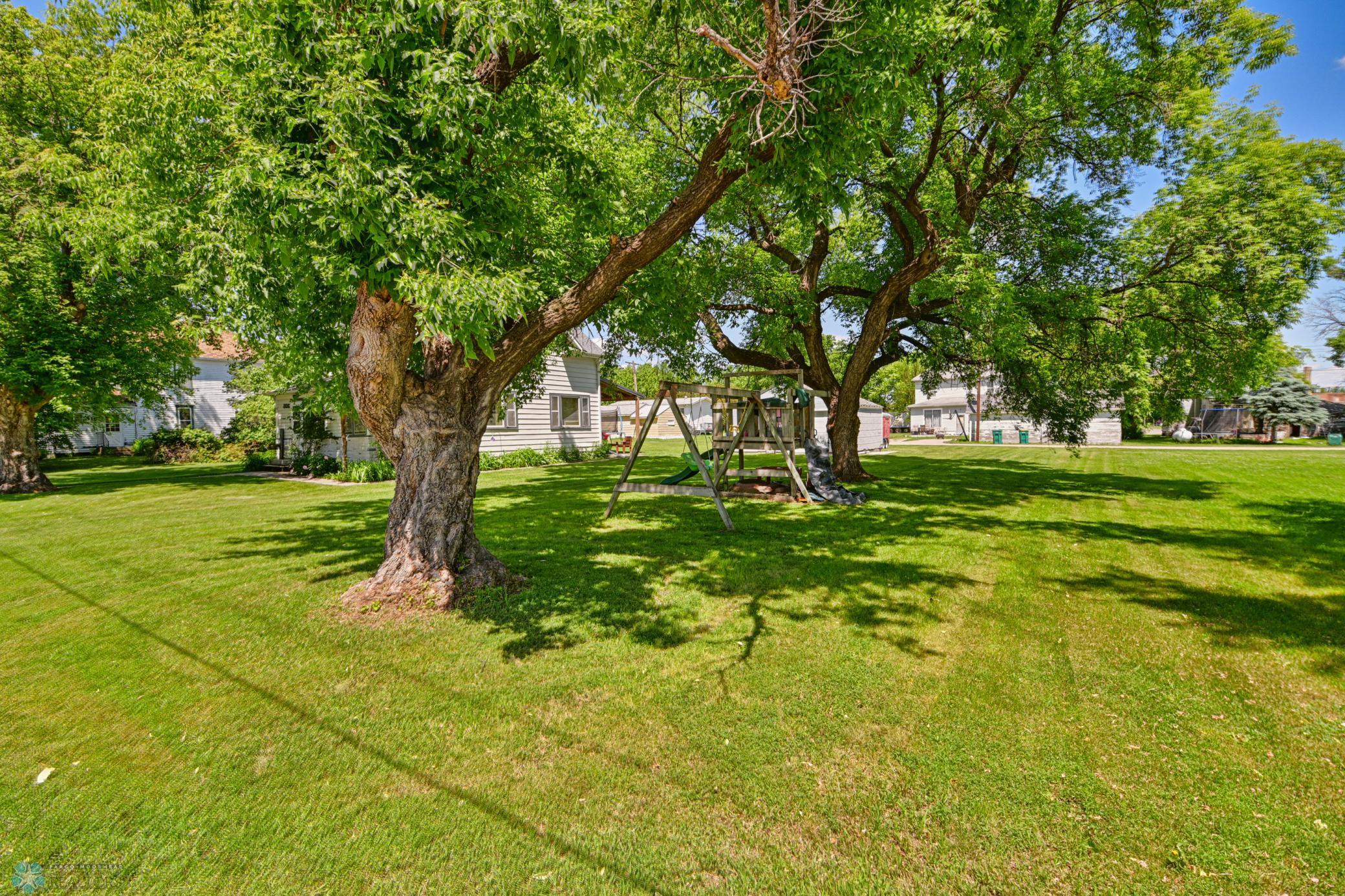 806 8th Street