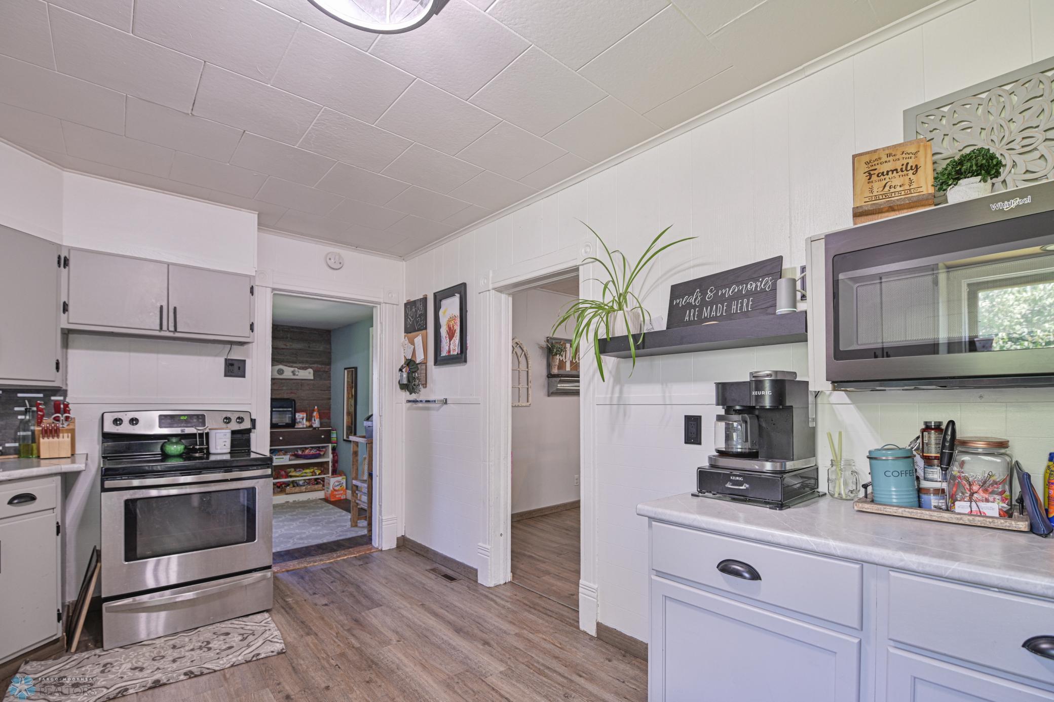 806 8th Street