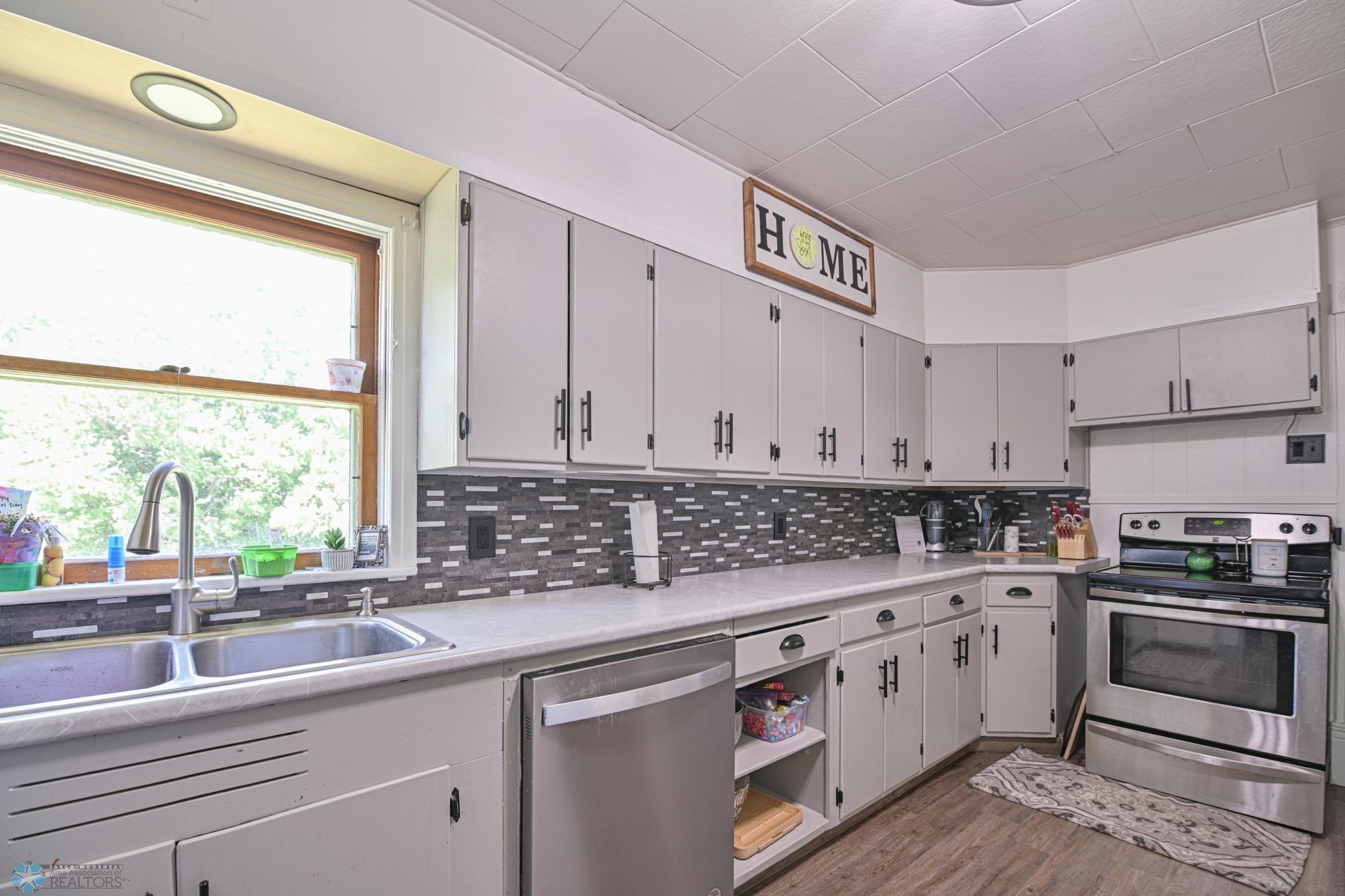 806 8th Street