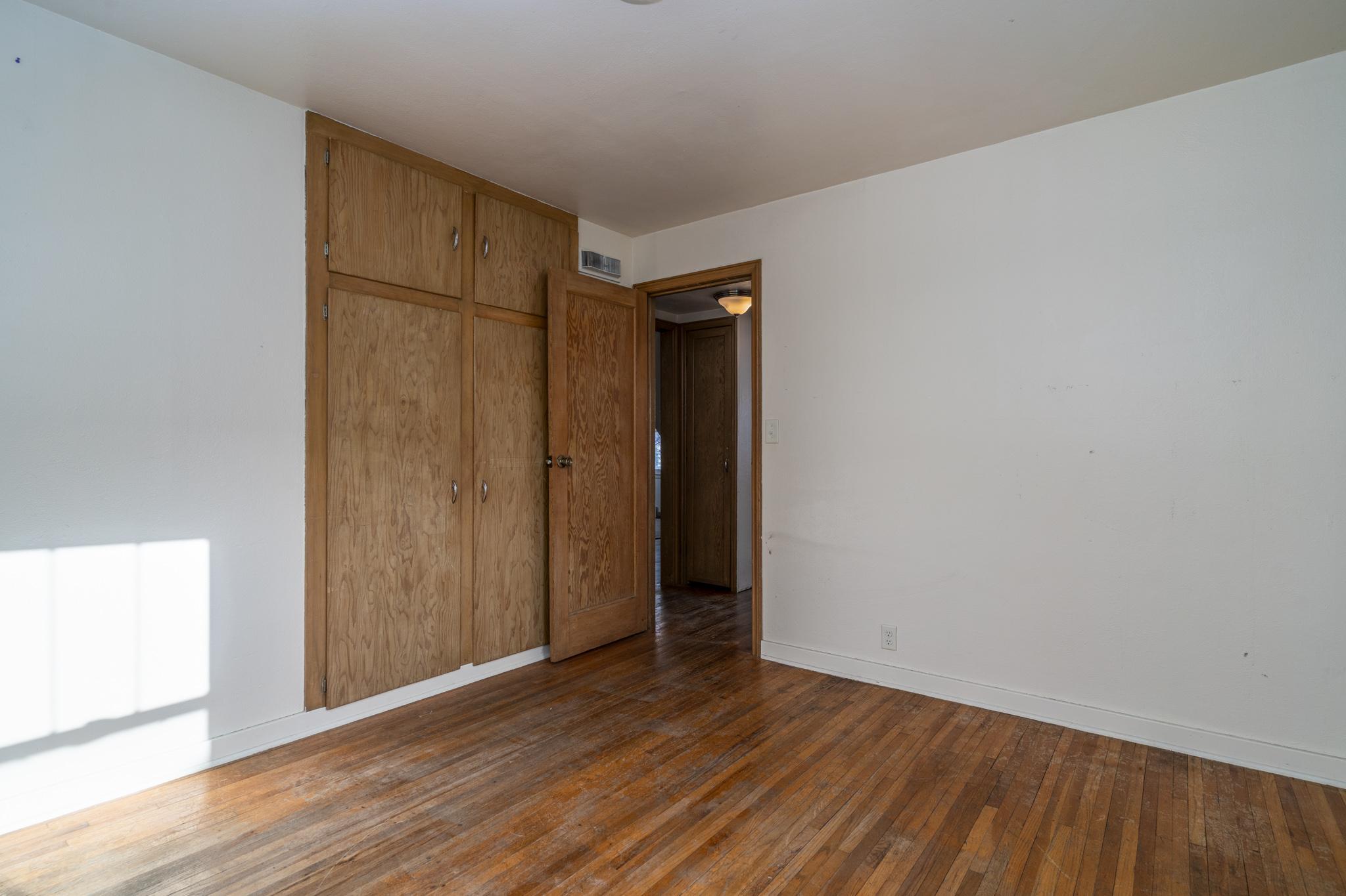 517 W 7th Street