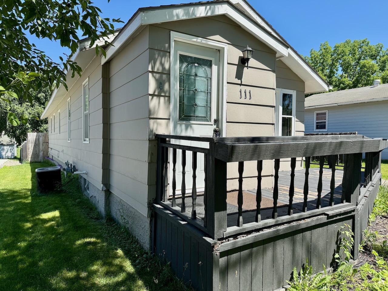 111 E Cherry Avenue