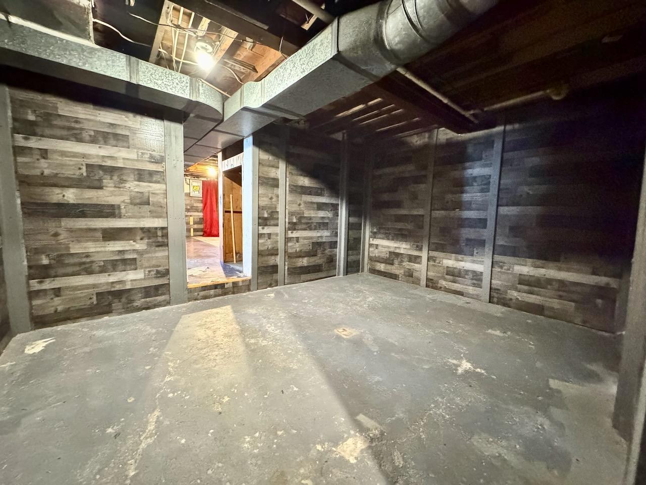 111 E Cherry Avenue