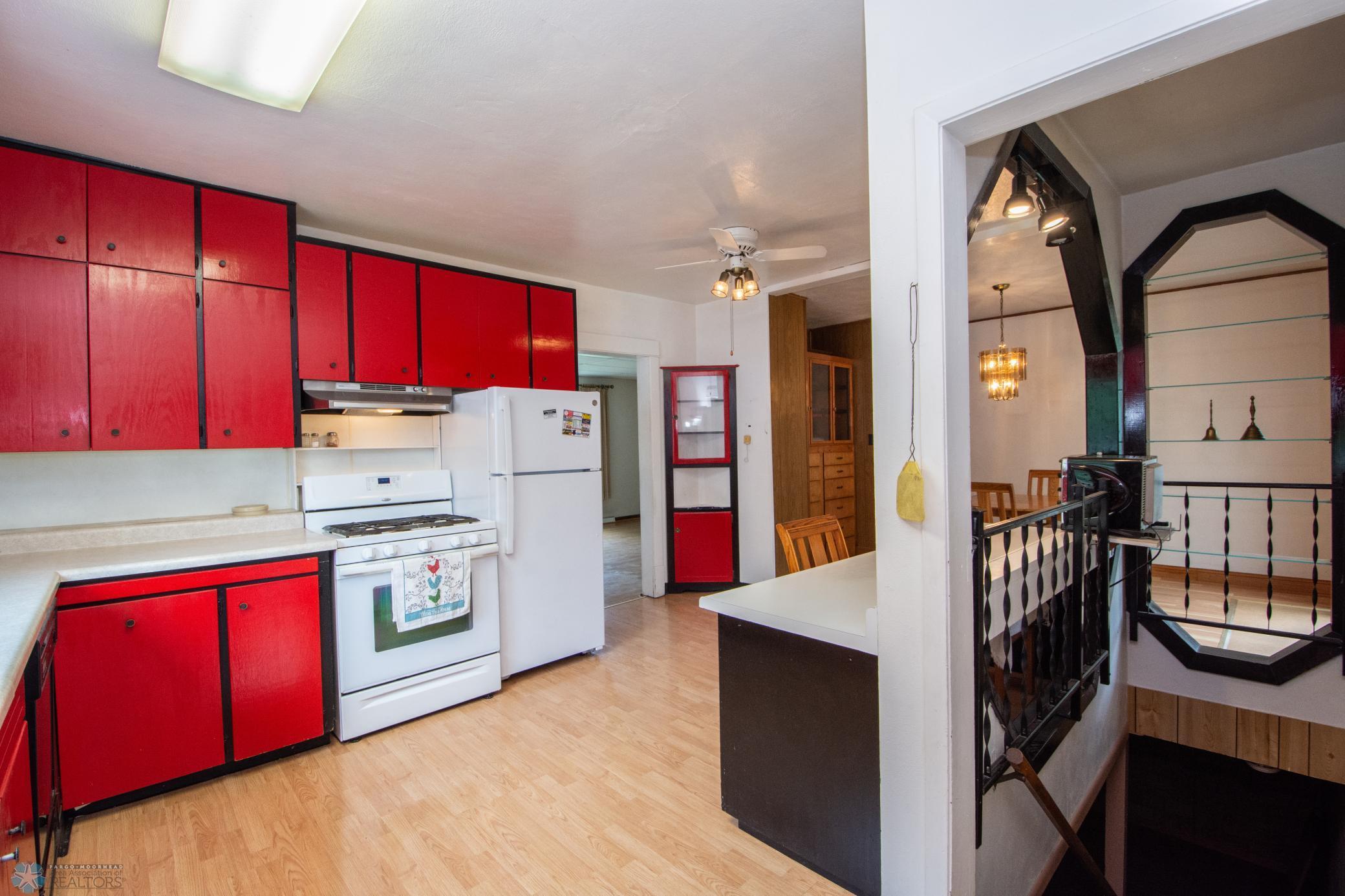 316 W 4th Avenue S