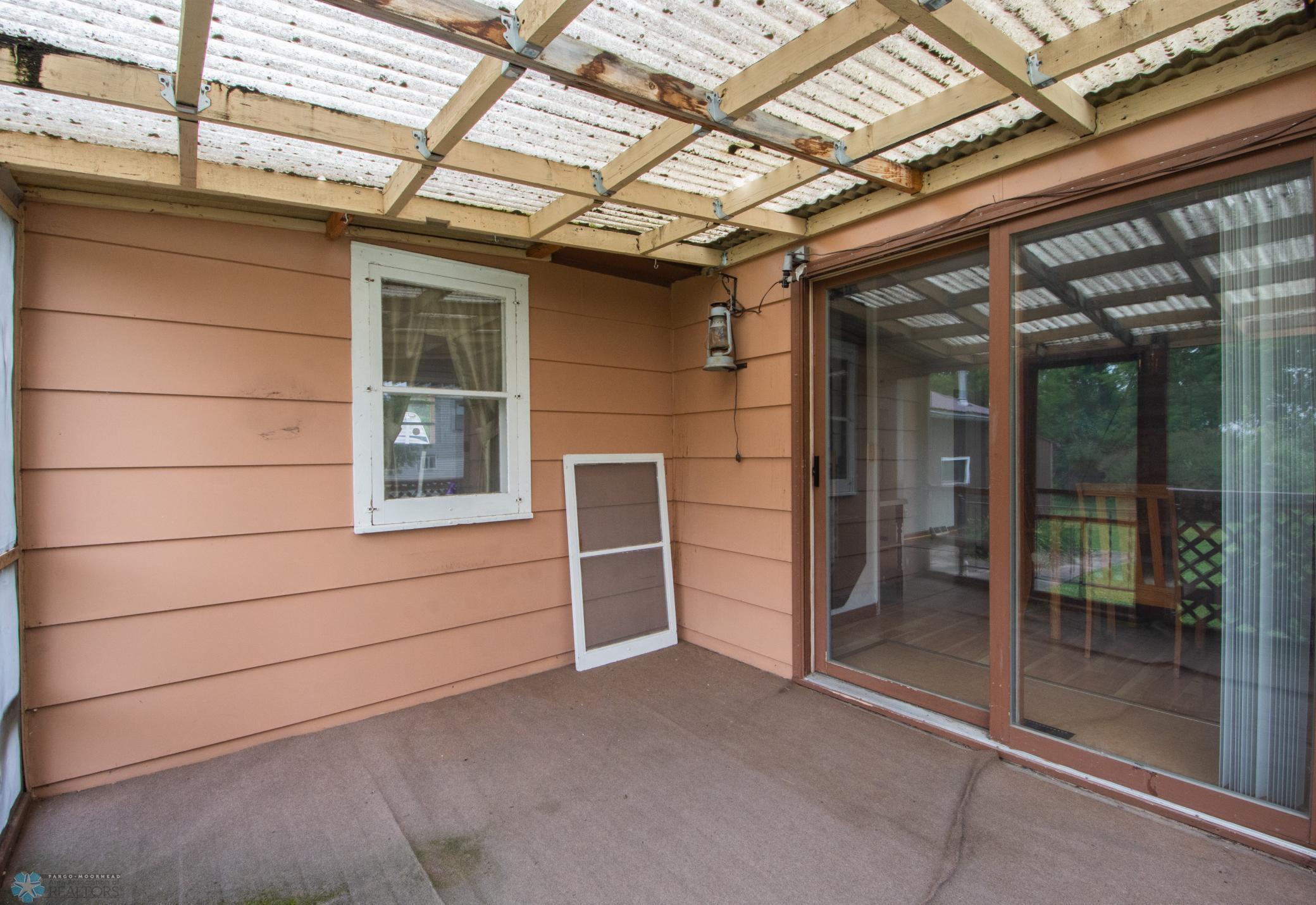 316 W 4th Avenue S