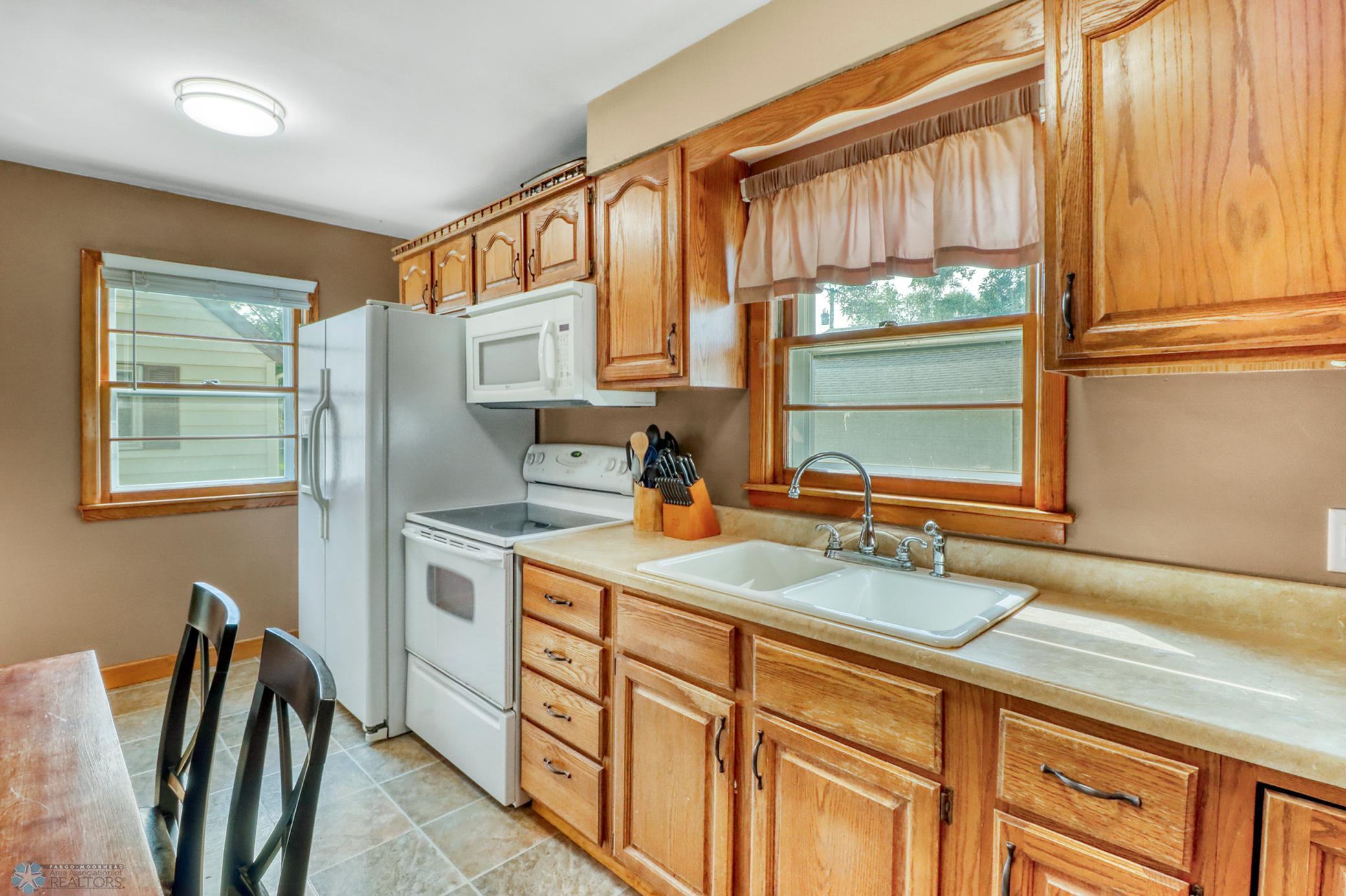 117 3rd Avenue W