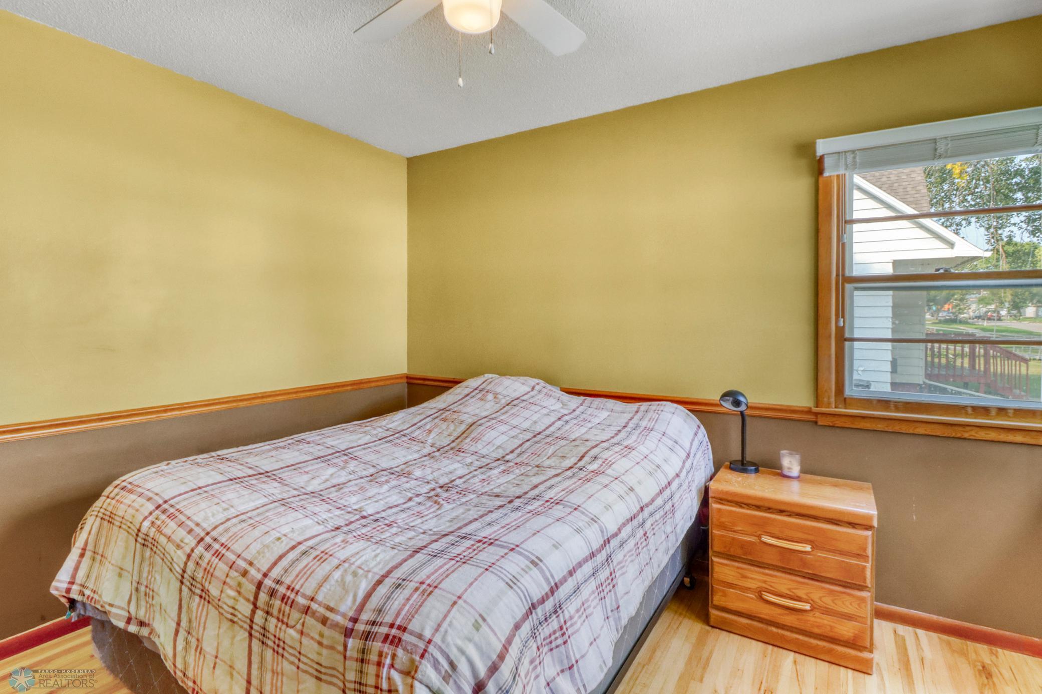 117 3rd Avenue W