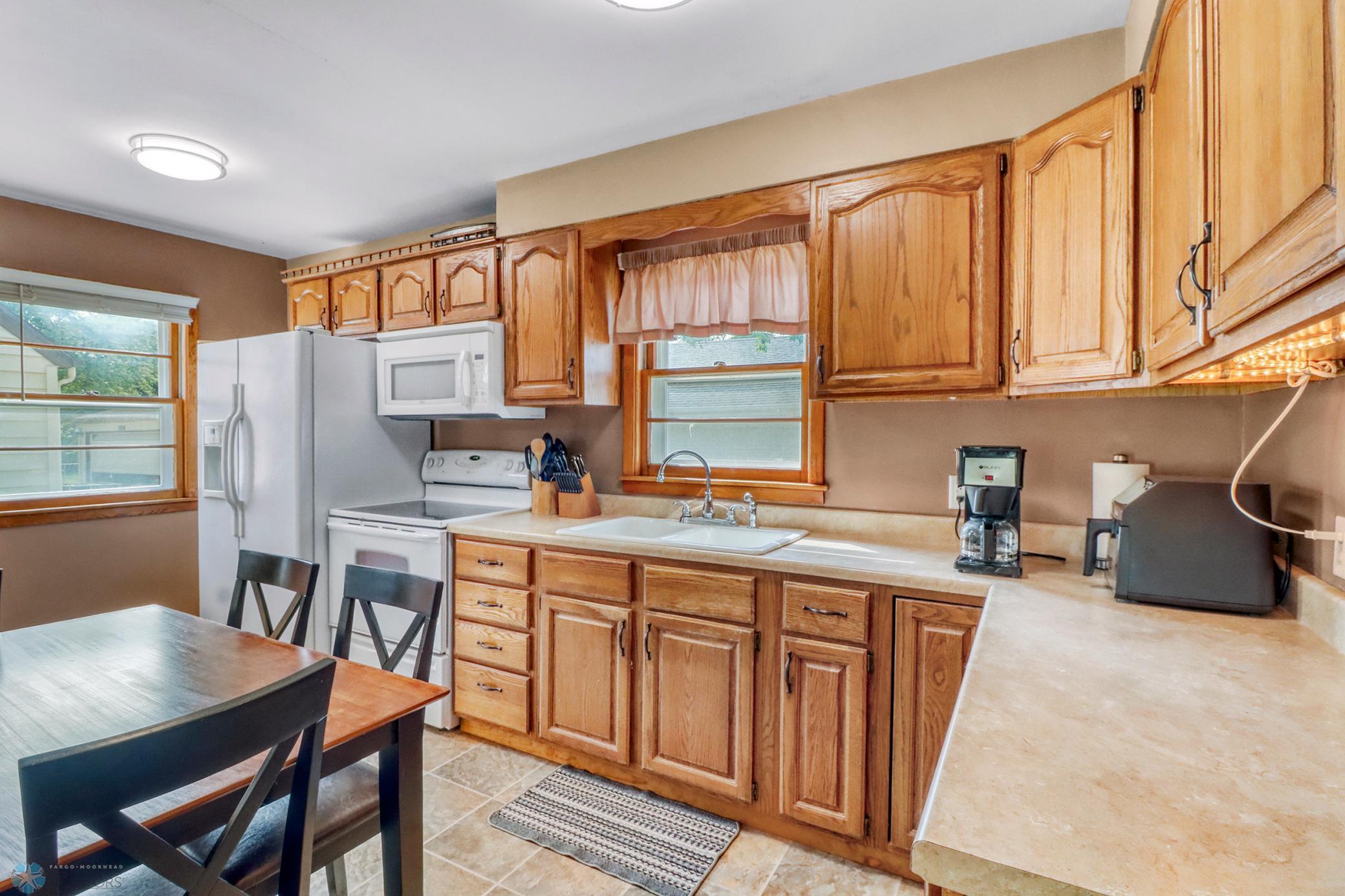 117 3rd Avenue W