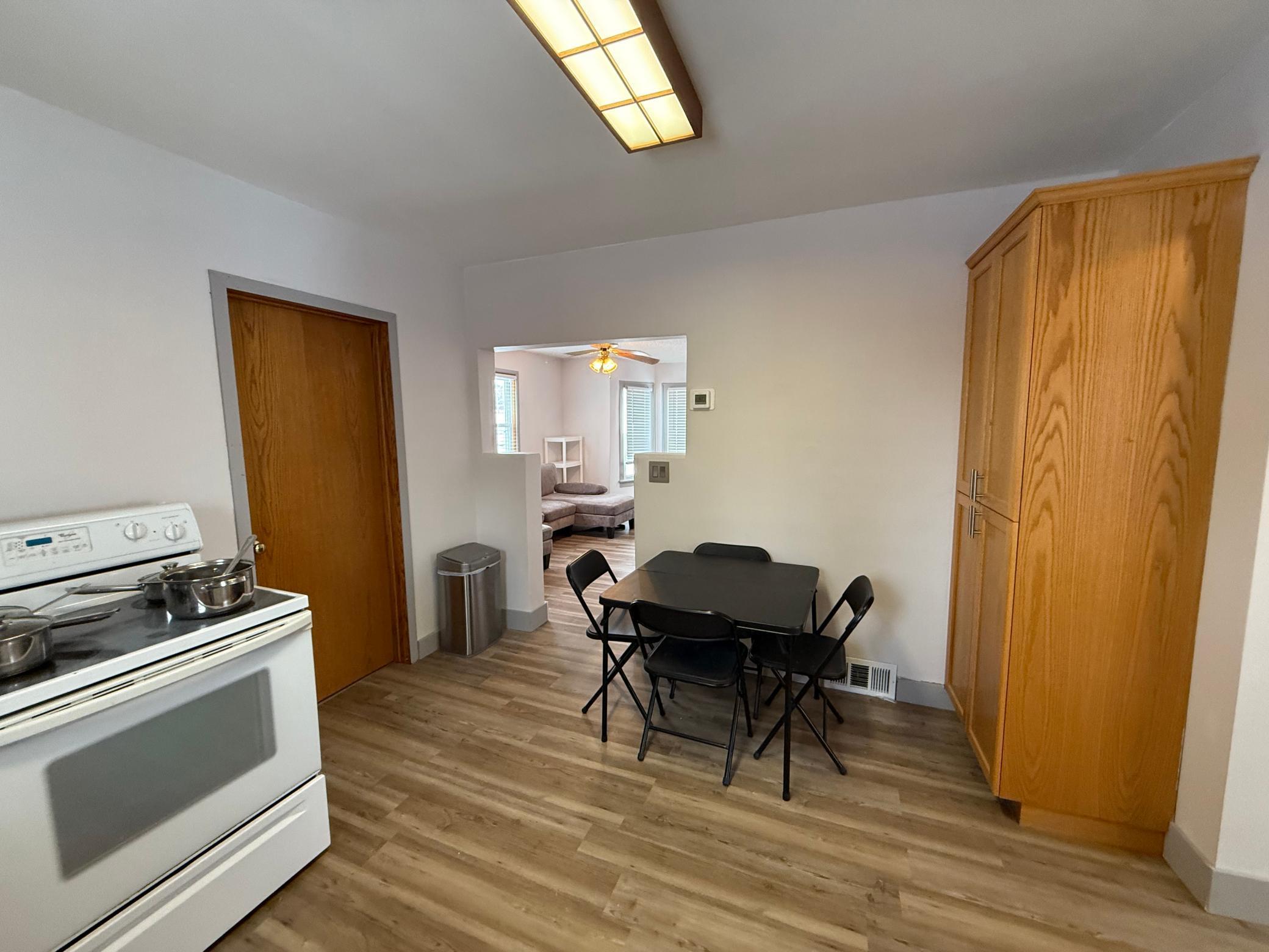 217 2nd Avenue NW