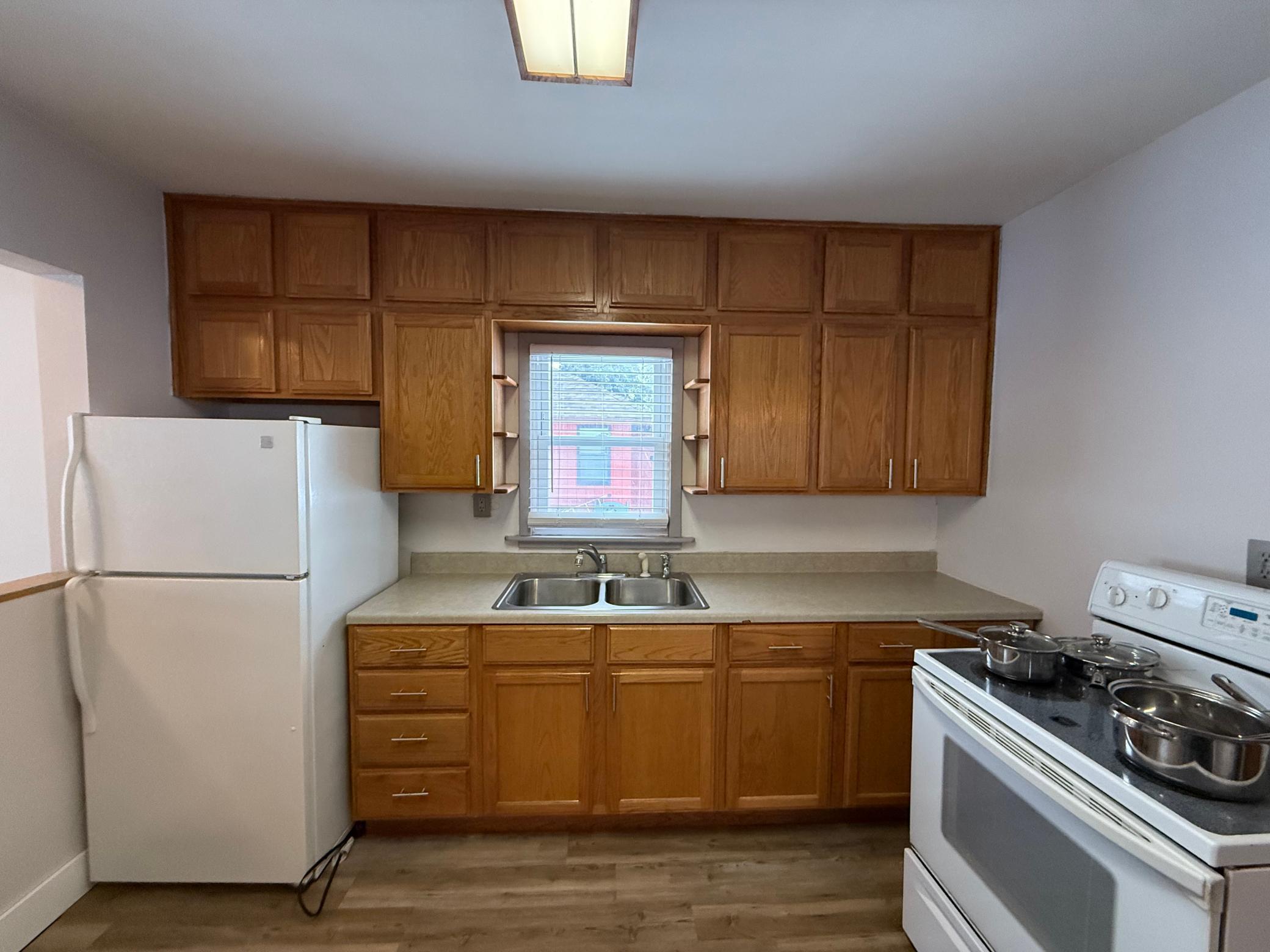 217 2nd Avenue NW