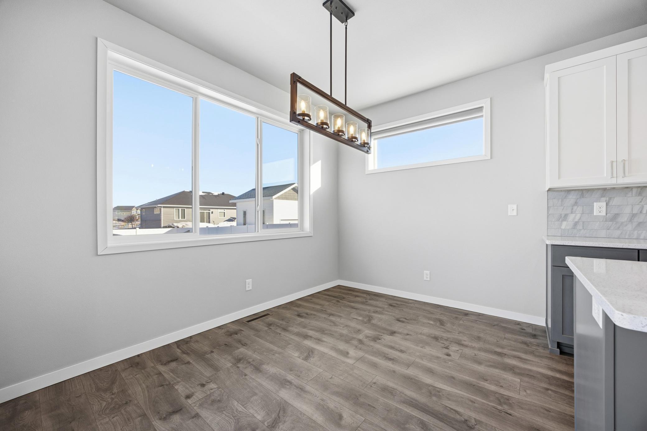 1326 Commander Drive W