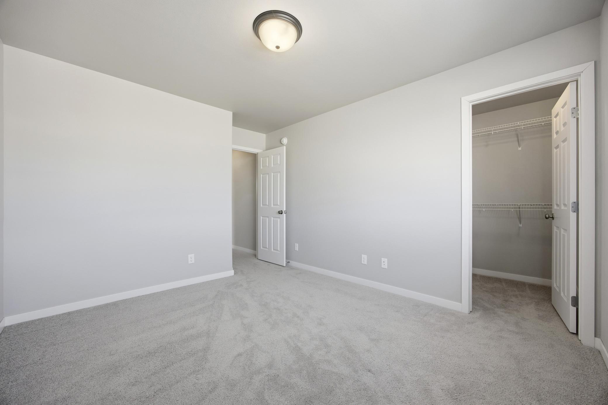 1326 Commander Drive W