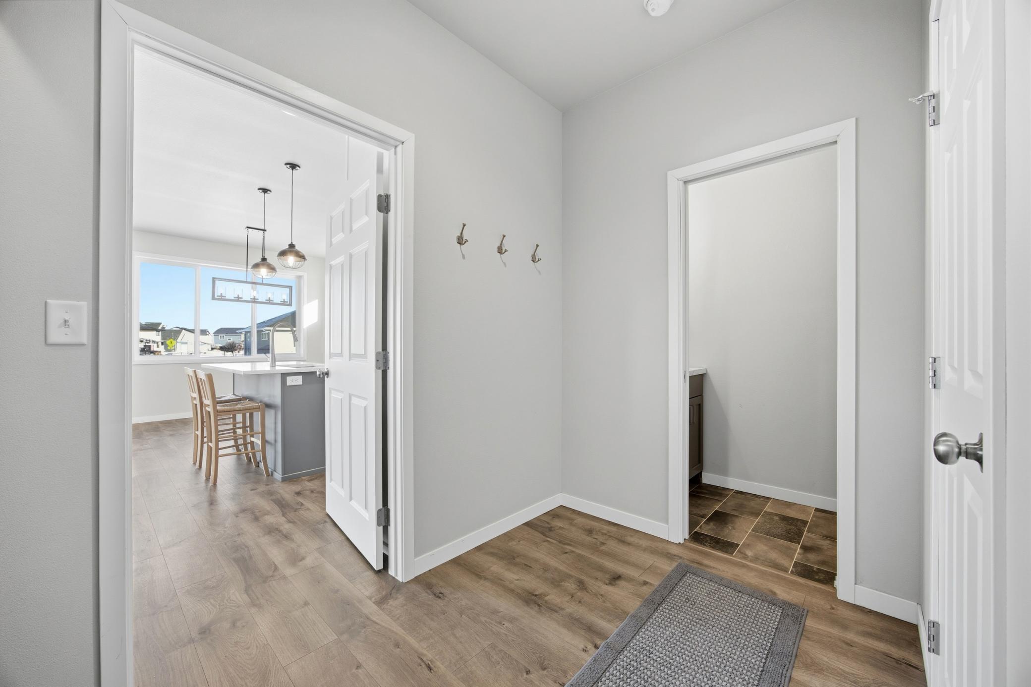 1326 Commander Drive W