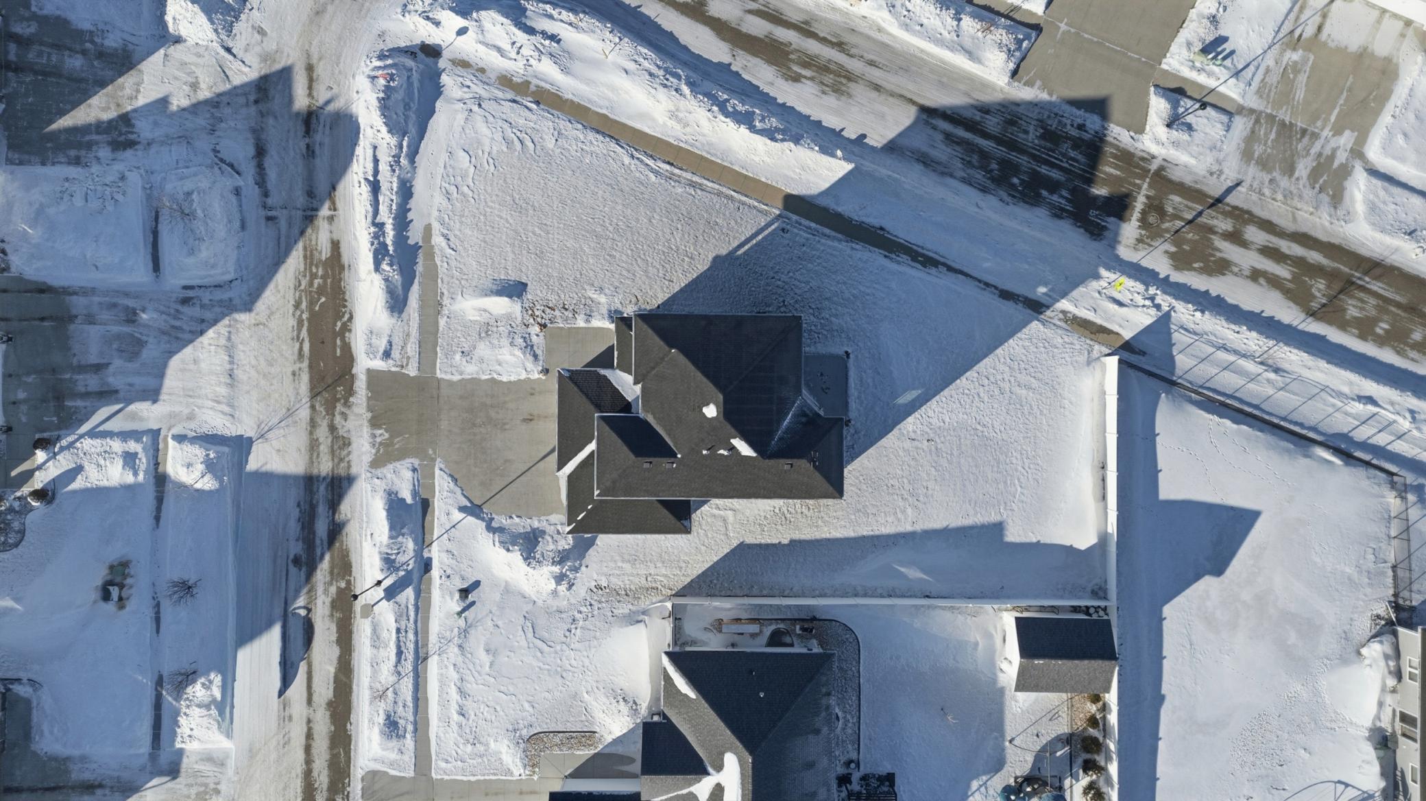 1326 Commander Drive W