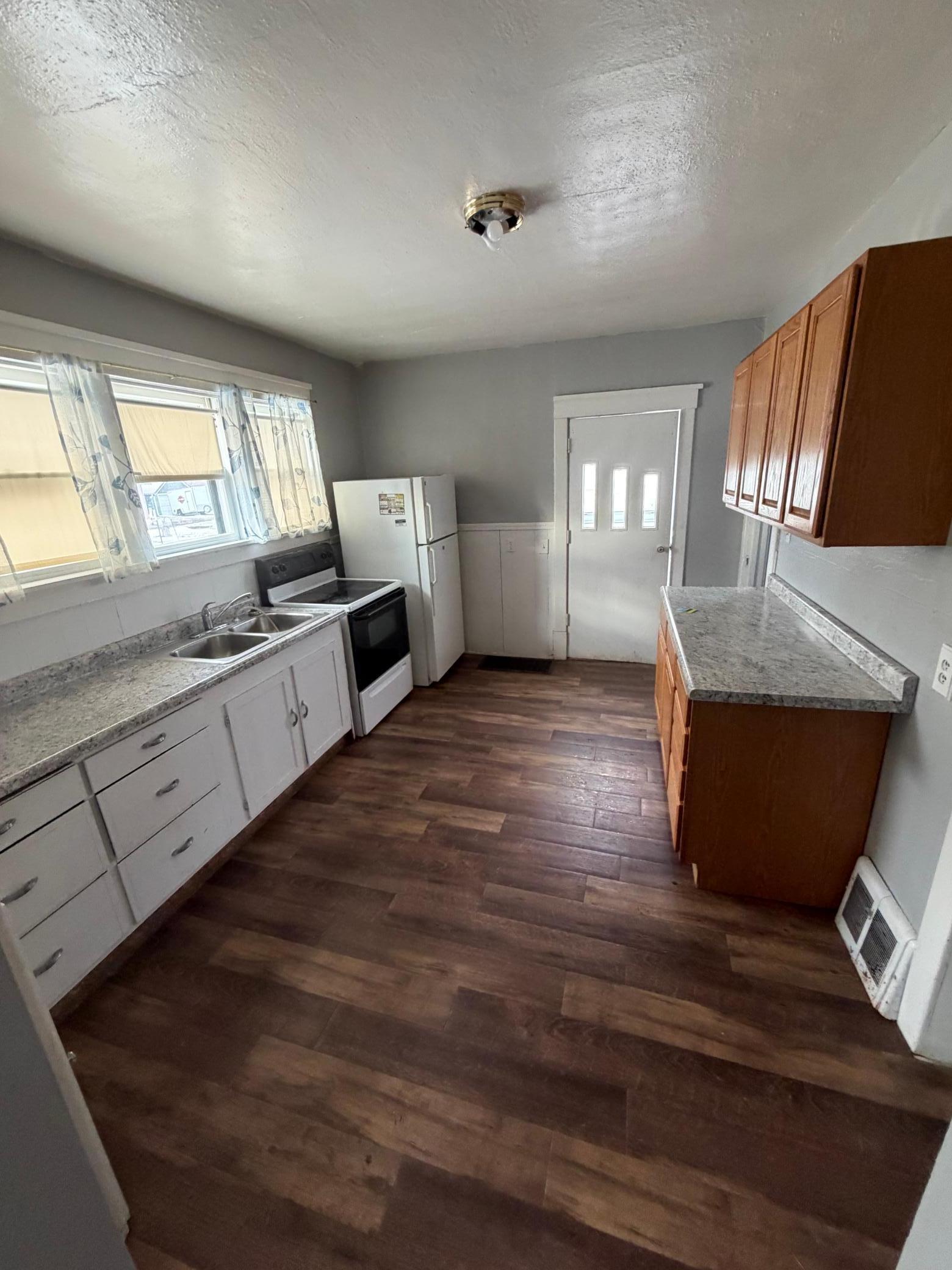 205 3rd Street W