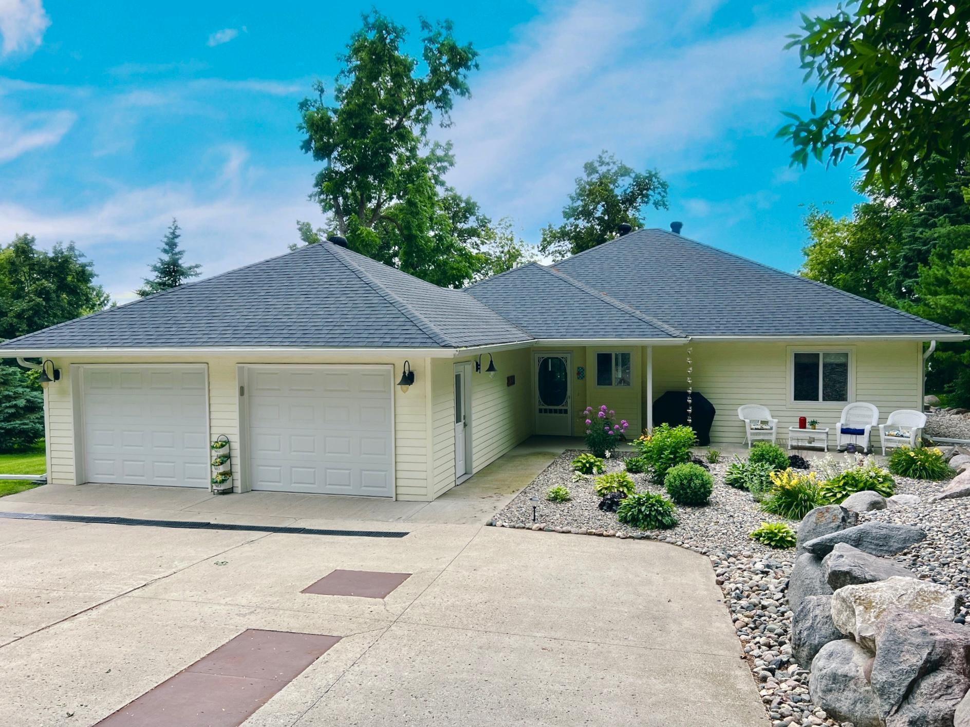 31129 E Jewett Drive