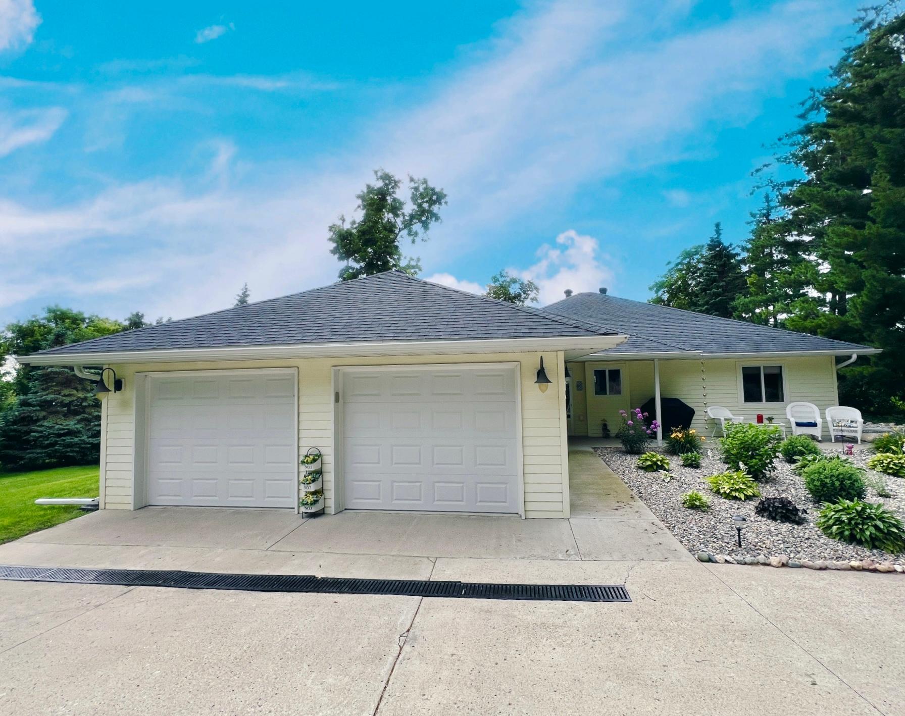 31129 E Jewett Drive