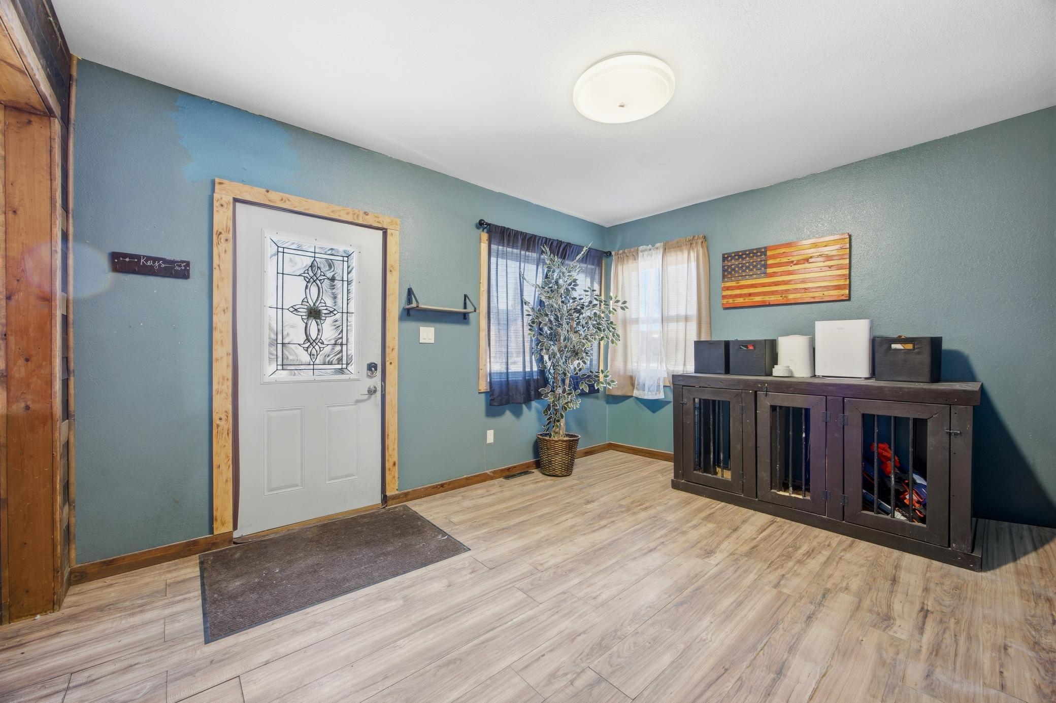 116 2nd Avenue N