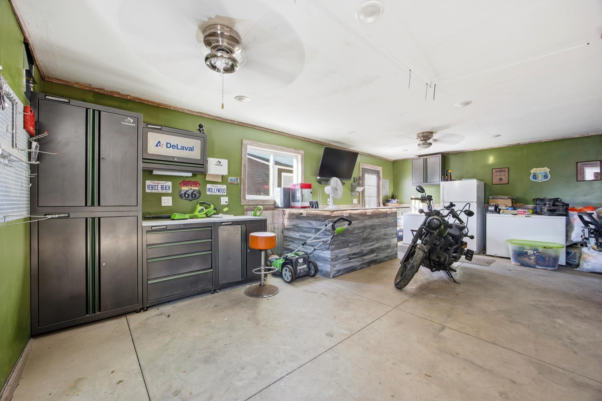 116 2nd Avenue N